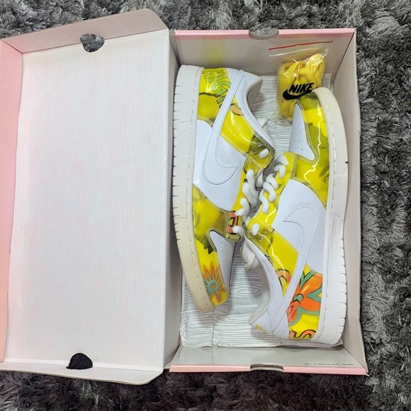 De La Soul Nike Dunks Deadstock. - Picture 2 of 9